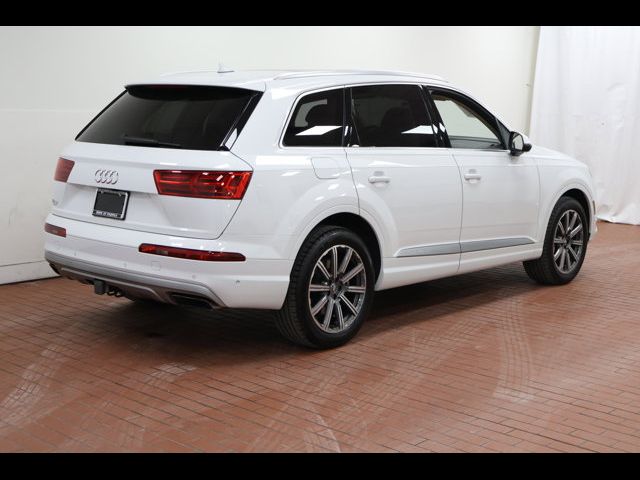 2019 Audi Q7 Premium Plus