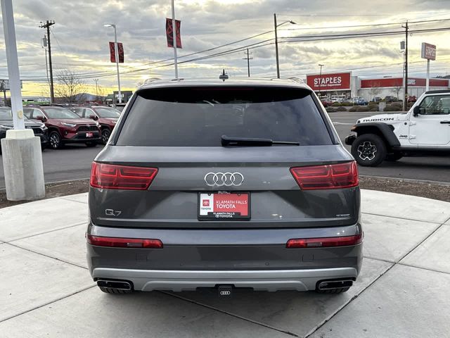 2019 Audi Q7 Premium Plus
