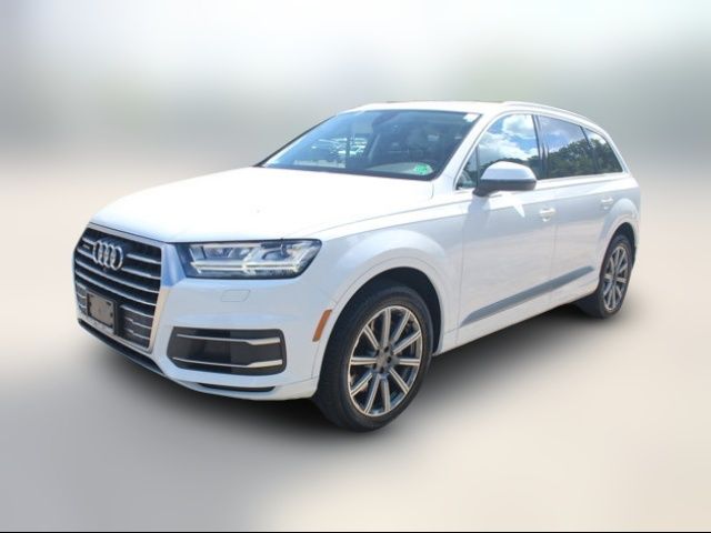2019 Audi Q7 Premium Plus