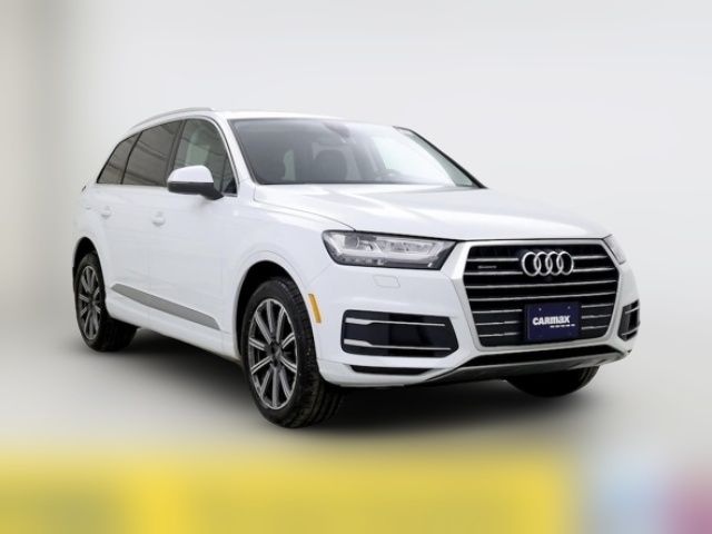 2019 Audi Q7 Premium Plus