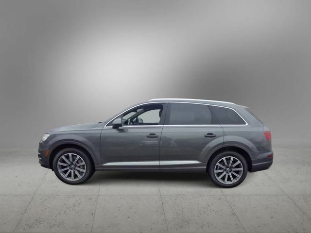 2019 Audi Q7 Premium Plus