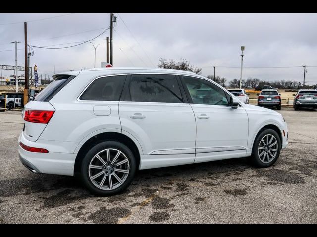 2019 Audi Q7 Premium Plus