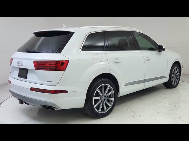 2019 Audi Q7 Premium Plus