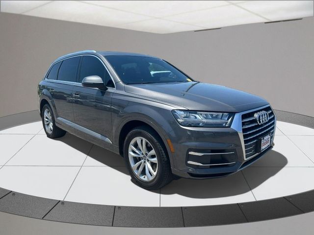 2019 Audi Q7 Premium Plus