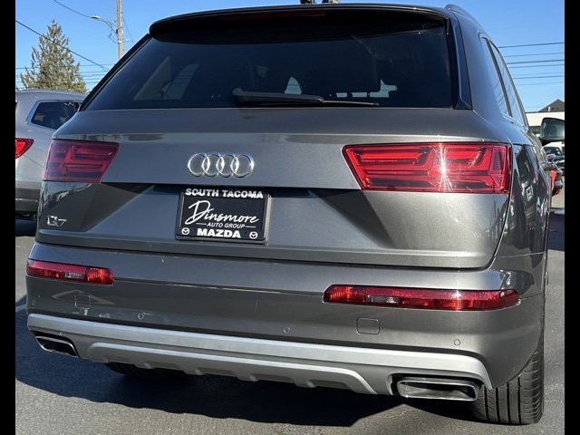 2019 Audi Q7 Premium Plus