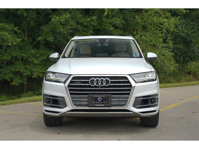 2019 Audi Q7 Prestige