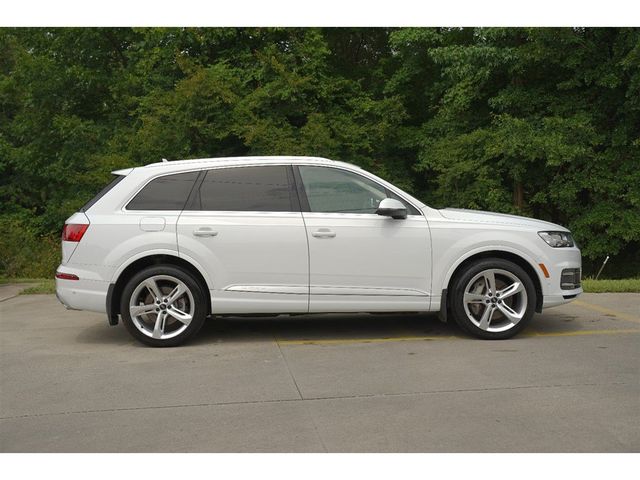 2019 Audi Q7 Prestige
