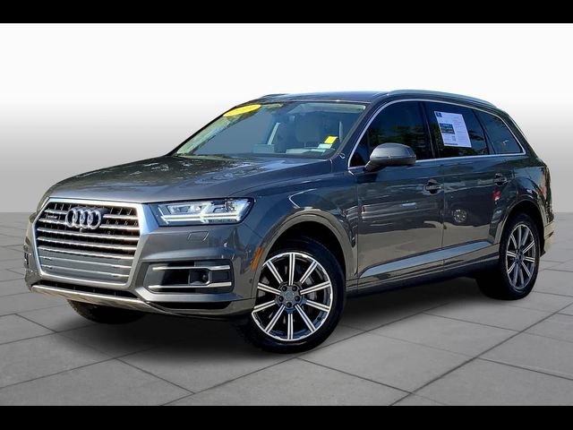 2019 Audi Q7 Prestige