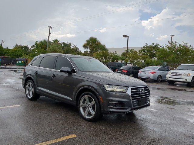 2019 Audi Q7 Prestige