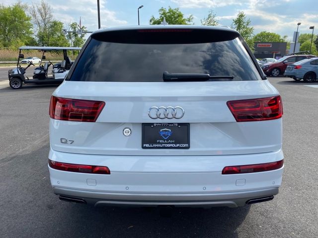 2019 Audi Q7 Prestige