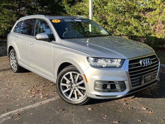 2019 Audi Q7 Prestige