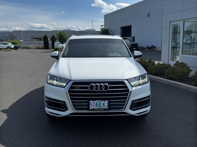 2019 Audi Q7 Prestige