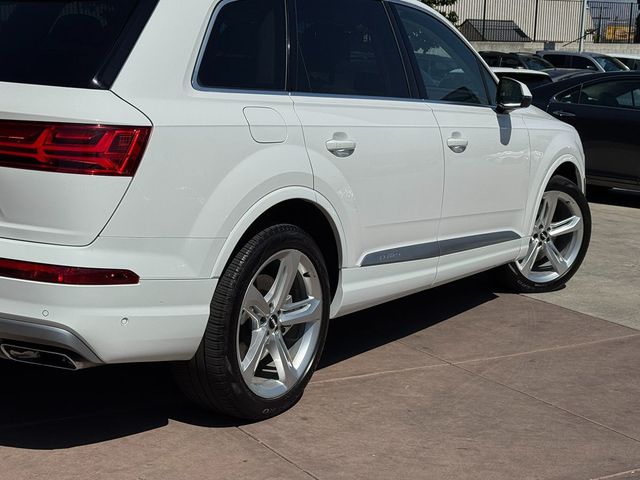 2019 Audi Q7 Prestige