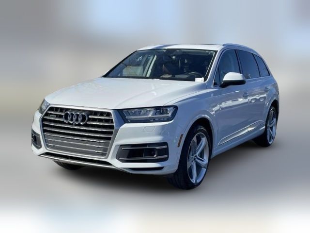 2019 Audi Q7 Prestige