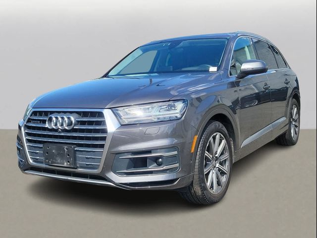 2019 Audi Q7 Prestige