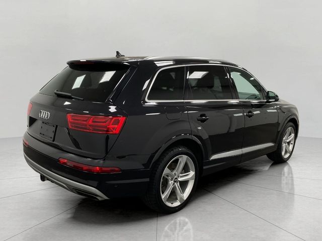 2019 Audi Q7 Prestige