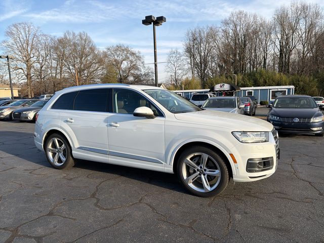 2019 Audi Q7 Prestige