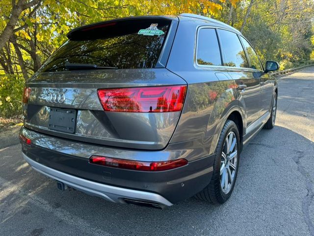 2019 Audi Q7 Prestige