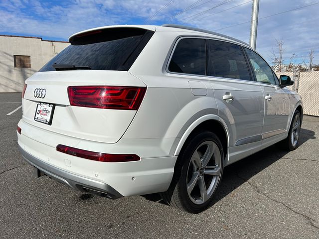 2019 Audi Q7 Prestige