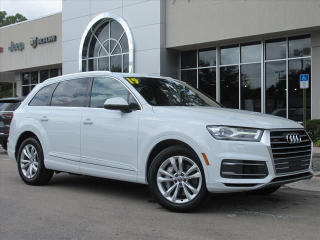 2019 Audi Q7 SE Premium