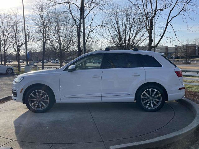 2019 Audi Q7 SE Premium Plus