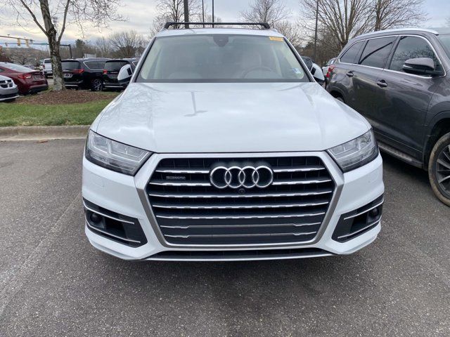 2019 Audi Q7 SE Premium Plus