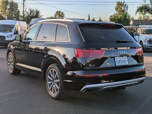 2019 Audi Q7 SE Premium Plus