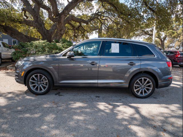 2019 Audi Q7 SE Premium Plus