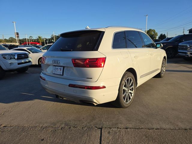 2019 Audi Q7 SE Premium Plus