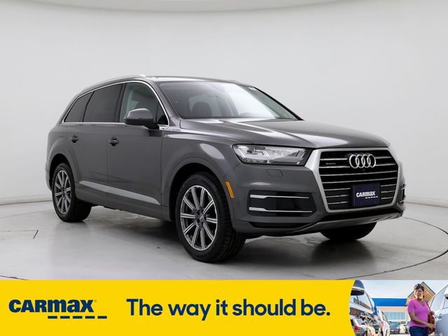 2019 Audi Q7 SE Premium Plus