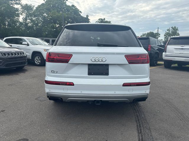 2019 Audi Q7 Prestige