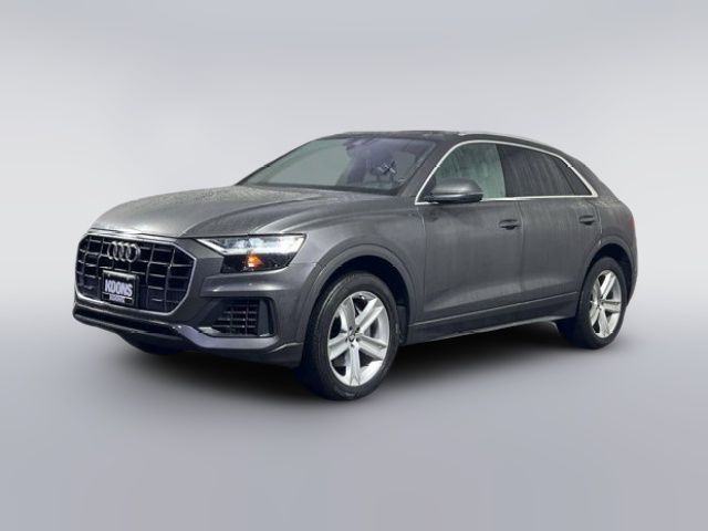 2019 Audi Q8 Premium