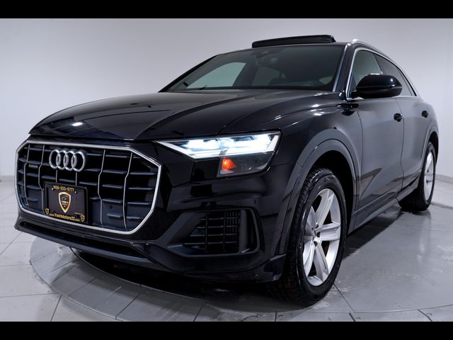 2019 Audi Q8 Premium