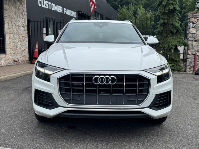 2019 Audi Q8 Premium