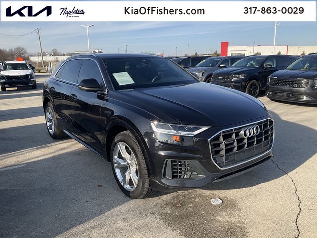 2019 Audi Q8 Premium