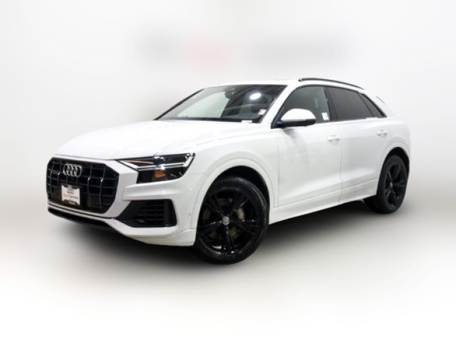 2019 Audi Q8 Premium Plus