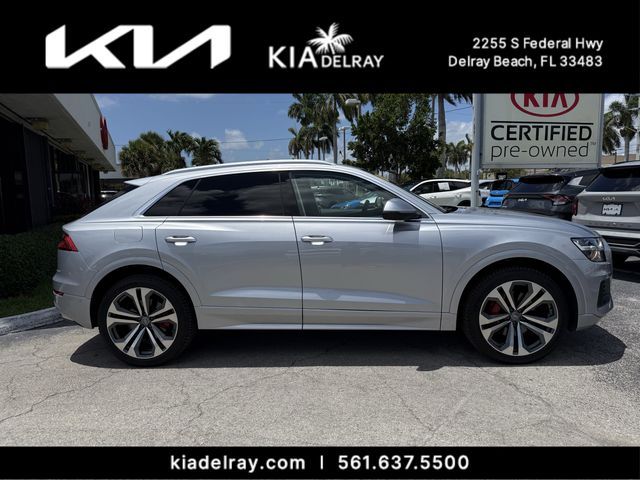 2019 Audi Q8 Premium Plus