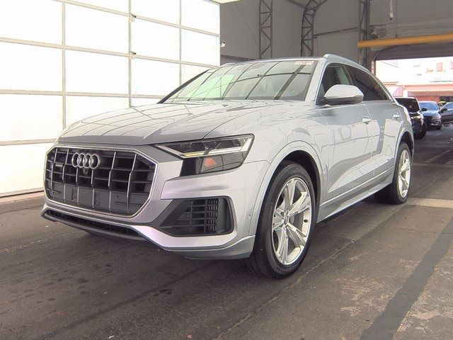 2019 Audi Q8 Premium Plus