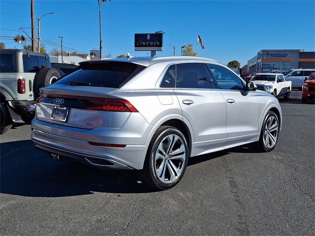 2019 Audi Q8 Prestige