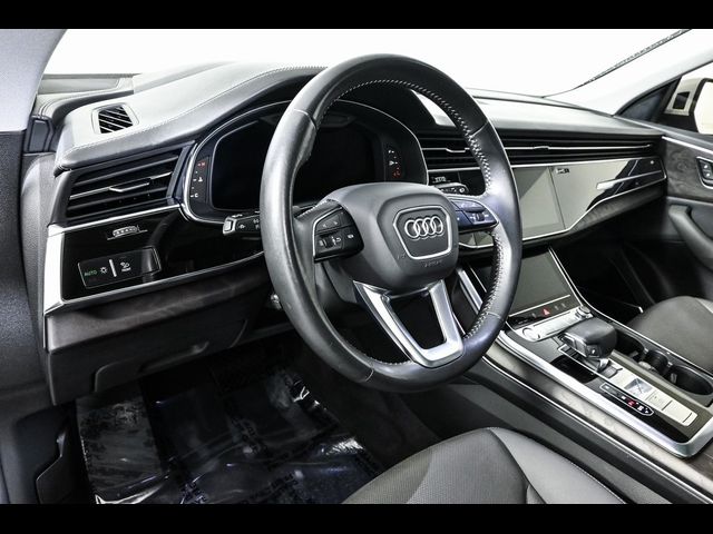 2019 Audi Q8 Prestige