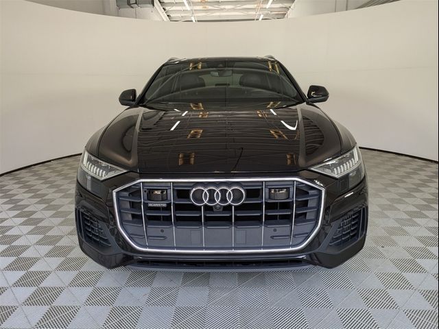 2019 Audi Q8 Prestige