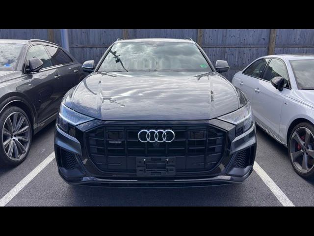 2019 Audi Q8 Prestige