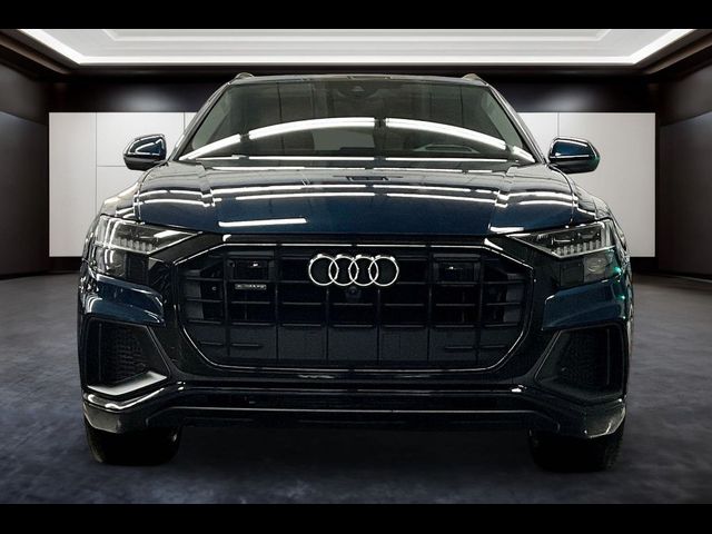 2019 Audi Q8 Prestige