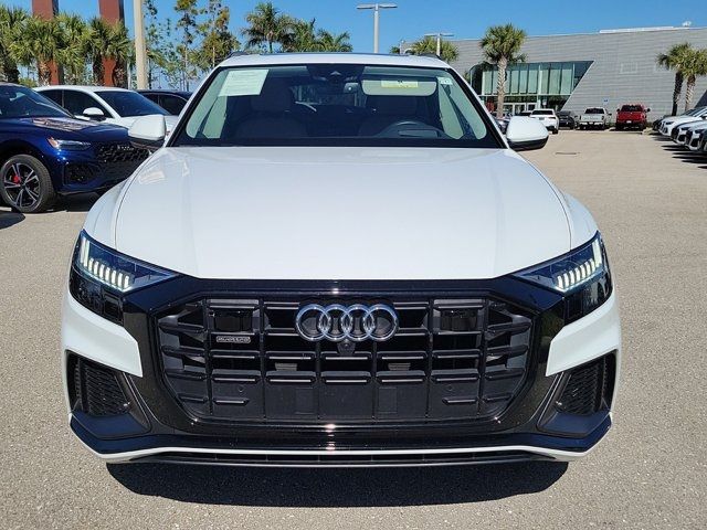 2019 Audi Q8 Prestige