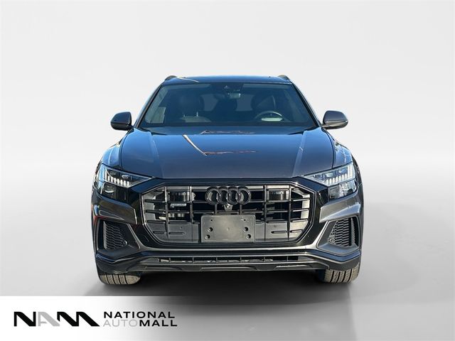 2019 Audi Q8 Prestige
