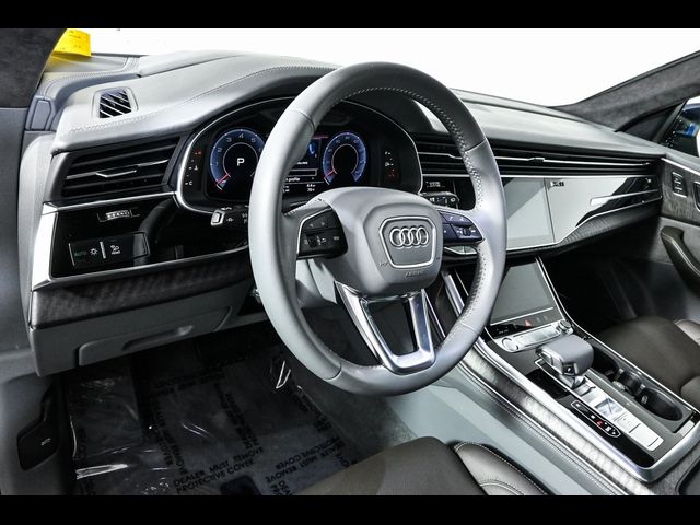 2019 Audi Q8 Prestige