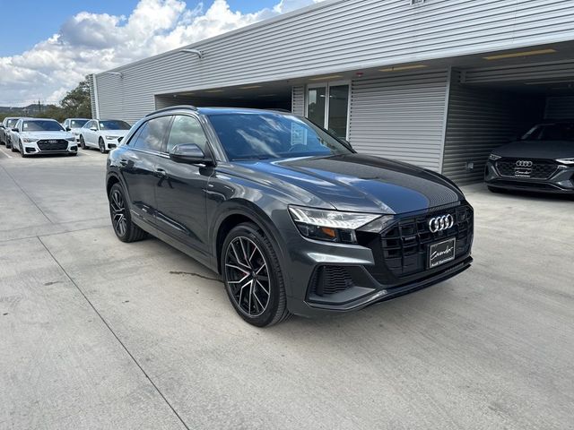 2019 Audi Q8 Prestige