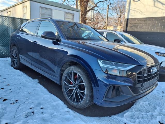 2019 Audi Q8 Premium Plus