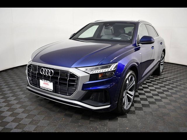 2019 Audi Q8 Prestige