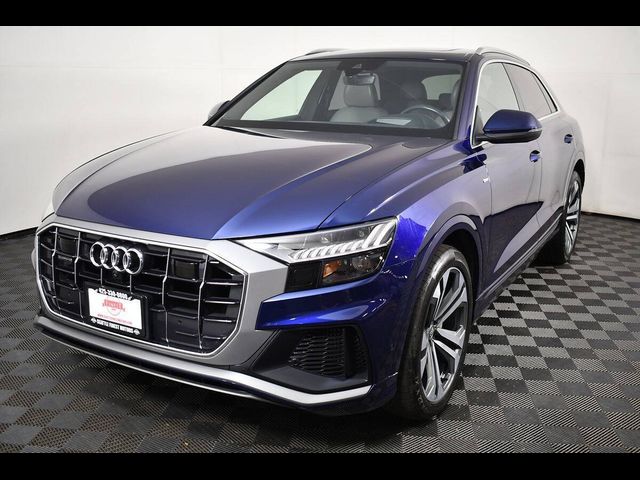 2019 Audi Q8 Prestige